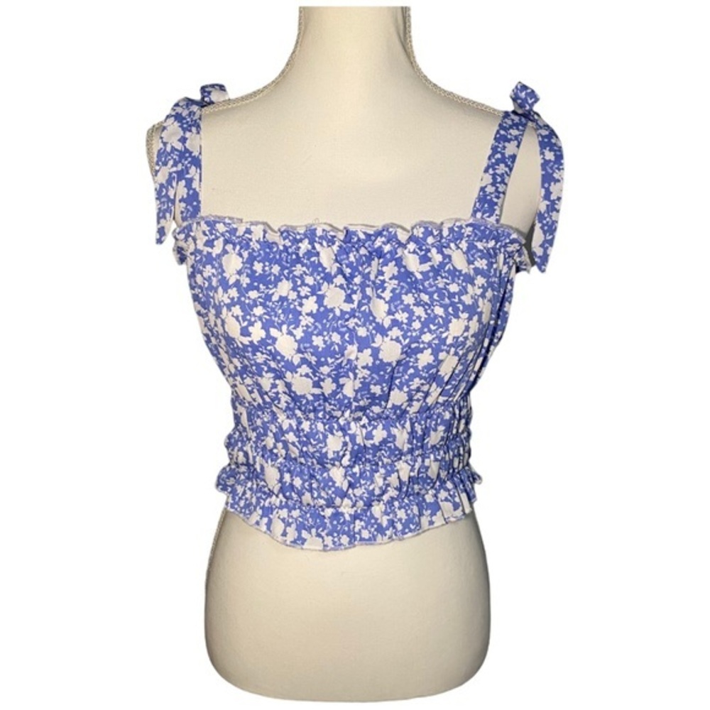Gianni Bini Womens M‎ In Living Color Crop Tank Top Blouse Floral Blue & White